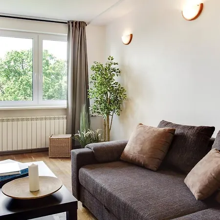 Cosy & Spacious In Artistic District Vilna
