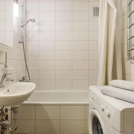 Cosy & Spacious In Artistic District ヴィリニュス
