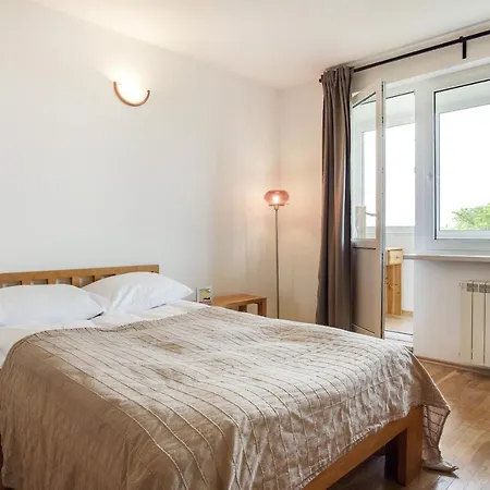 Cosy & Spacious In Artistic District ヴィリニュス